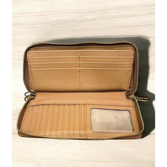 Michael Kors Fulton Large Leather Hobo Bag & Zip Around Continental Wallet - Picture 9 of 16